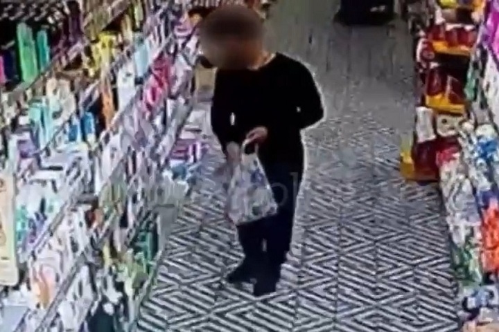 Житель Сочи подозревается в 10 кражах из магазинов