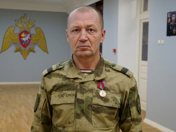 Военнослужащему Росгвардии из Архангельска вручили медаль «За спасение»