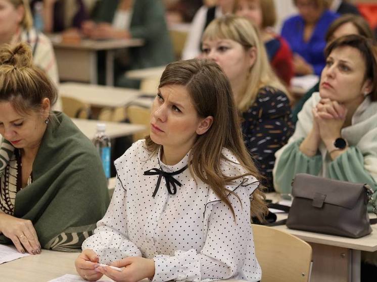 В Гатчине начался первый день съезда работников дошкольного образования