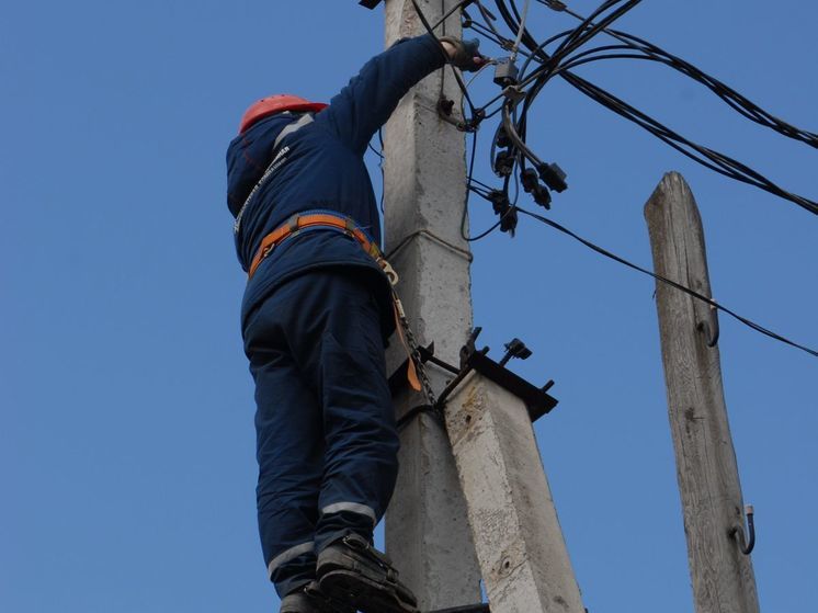 Минэнерго объяснило задержку восстановления энергоснабжения в Крыму