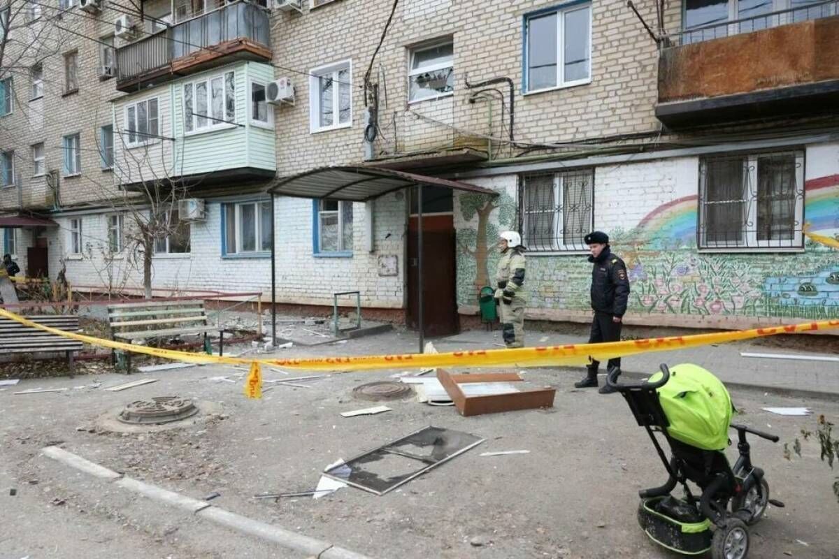 Восстановить поврежденный взрывом газа дом в Камызяке хотят за счет жителей