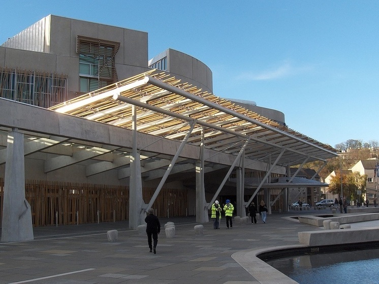 Посмертное правосудие продлевает женоненавистничество