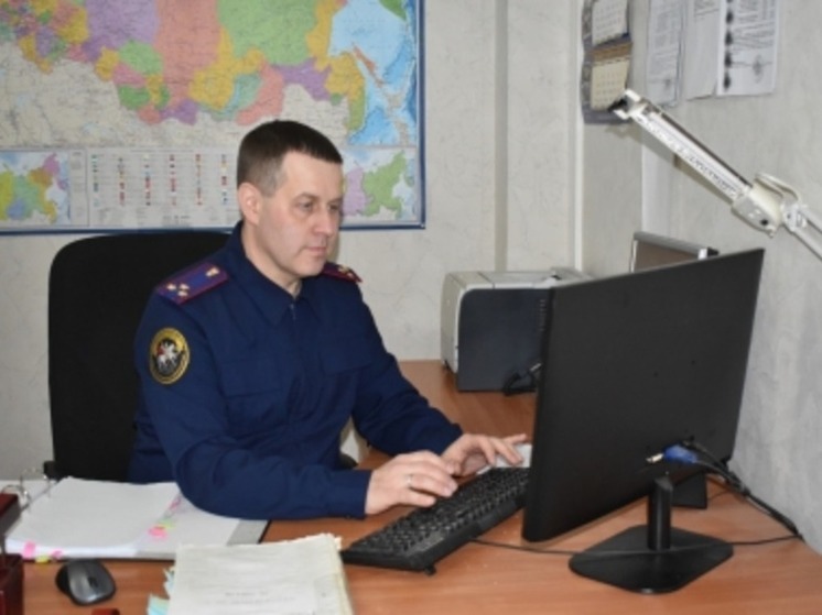 Сотруднице полиции и двум ее знакомым предъявили обвинение за мошенничество на Сахалине