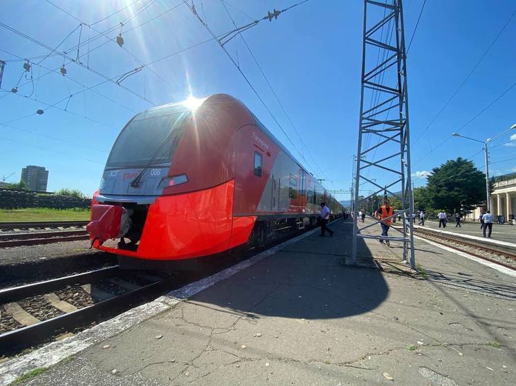 «Ласточка» перевезла более 48 тысяч пассажиров с момента запуска электропоезда из Сочи в Республику Абхазия