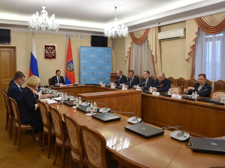 Депутаты облсовета обсудили с губернатором проект бюджета Орловской области