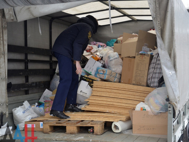 Московские волонтеры доставят маскировочные сети и теплые вещи для защитников Донбасса