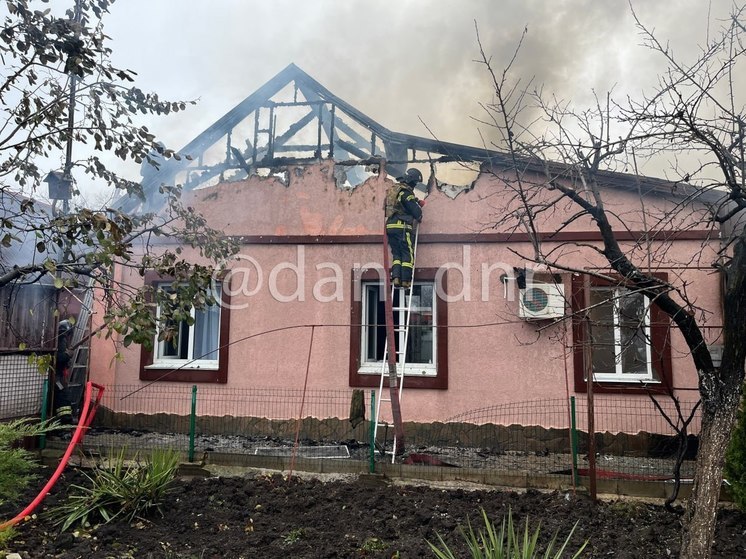 Украинская артиллерия нанесла удар по Донецку