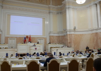 ЗакС Петербурга утвердил бюджет города на ближайшие три года. Председатель парламента Александр Бельский в своем telegram-канале рассказал о показателях следующего года.