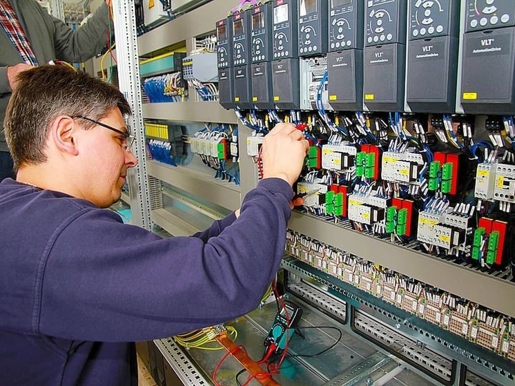 В ЛНР назвали самые востребованные профессии