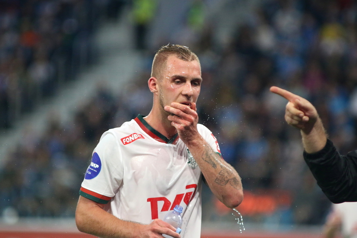 Lokomotiv football player was punished for insulting referees
