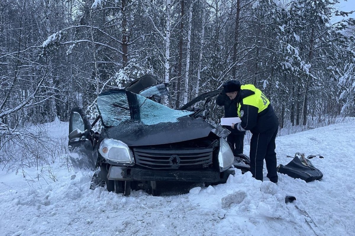 Женщина-водитель со стажем в 1 месяц устроила смертельное ДТП на Урале