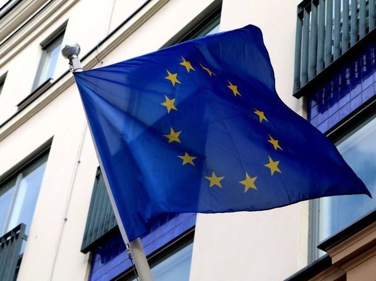 Bloomberg: ЕК анонсировала налог на прибыль с замороженных активов РФ