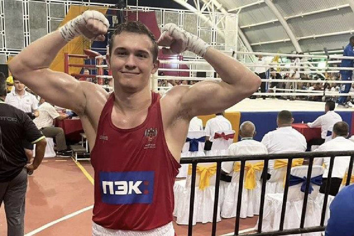 Boxer Mikhail Usov from Kursk was awarded the title “Master of Sports of the Russian Federation of International Class”