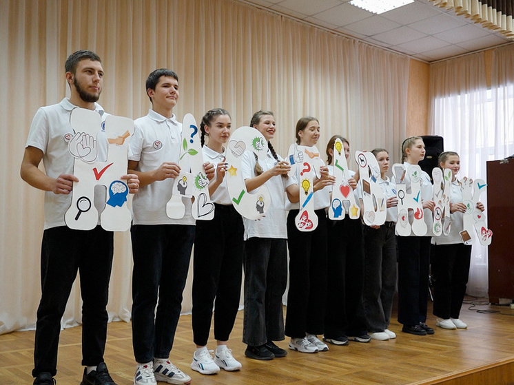 В Курске прошел фестиваль сузов «Мы и наш наставник – единое целое»