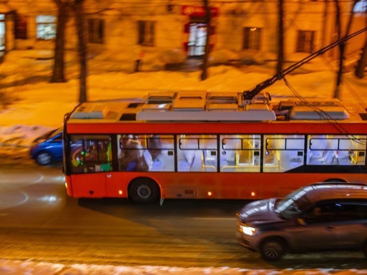 Последние две недели редакционный WhatsApp «МК в Хабаровске» разрывается от гневных сообщений жителей. Пассажиры жалуются на работу общественного транспорта. Причем критике подвергаются как частные перевозчики, так и городской транспорт. Итак, в чем претензии горожан к водителям?