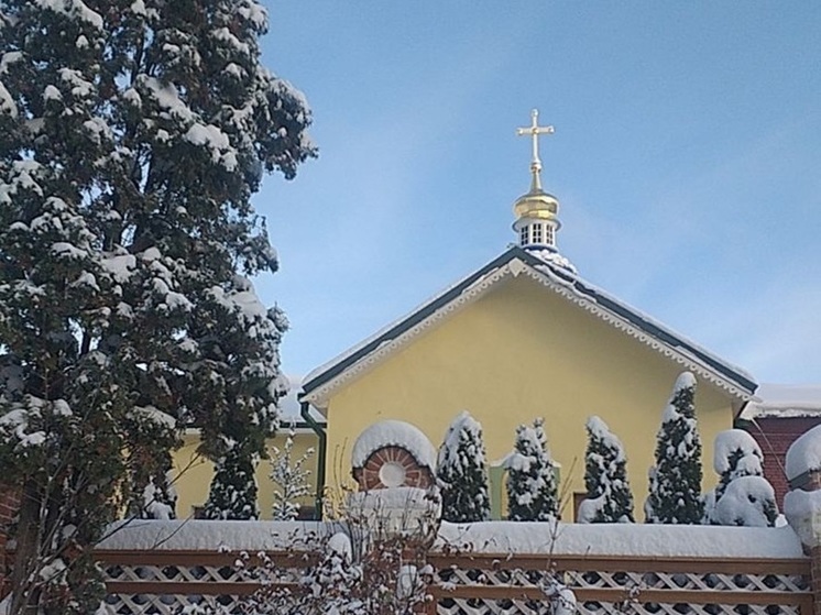 Золотые купола обновили на церкви Святого Лазаря в Печорах
