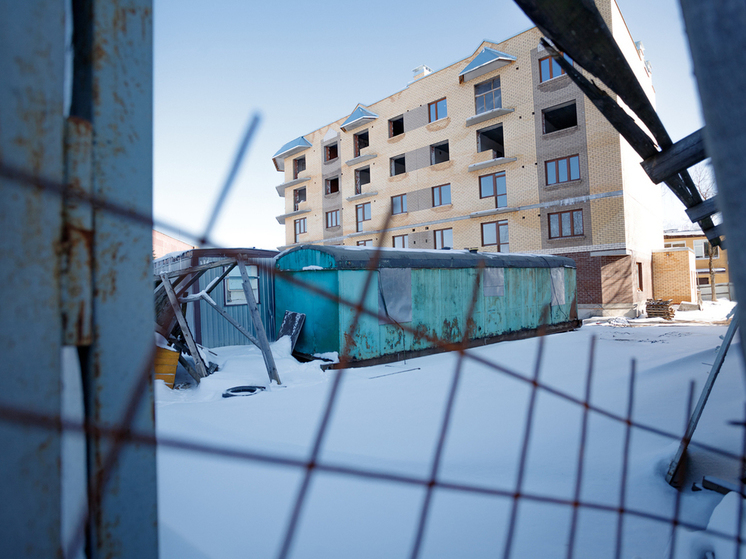 Строительство «проблемного» дома на улице Петровской в Пскове завершилось