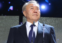 Бывший президент Казахстана Нурсултан Назарбаев издал книгу «Моя жизнь