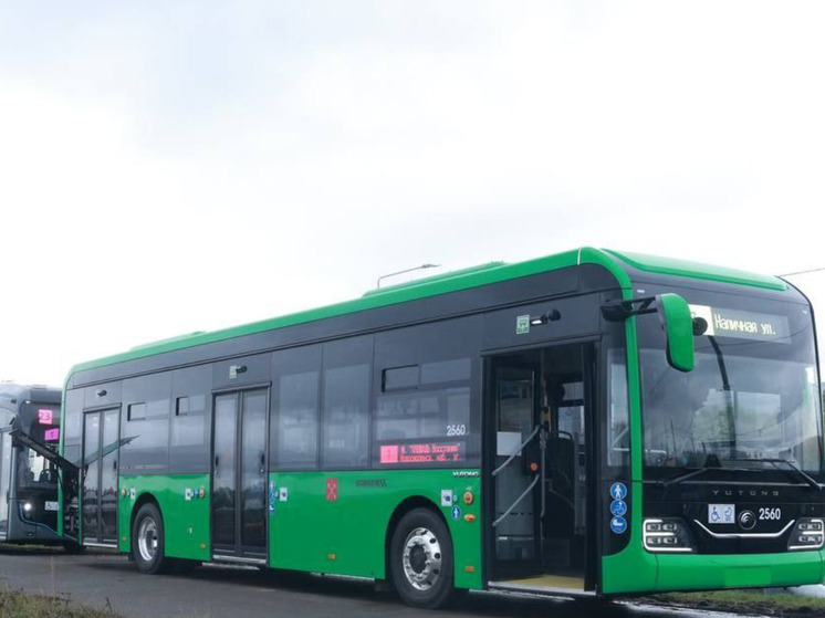 Петербуржцам перечислили преимущества нового китайского электробуса «Ютонг»