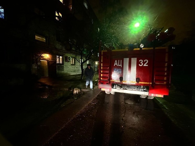 Под Волгоградом в многоквартирном доме случился пожар