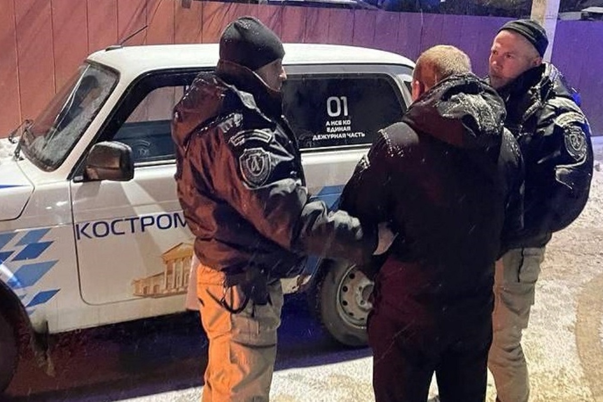 ЧП на улице Костромской: сотрудники ЧОП задержали хулиганов, стрелявших по автобусу №13