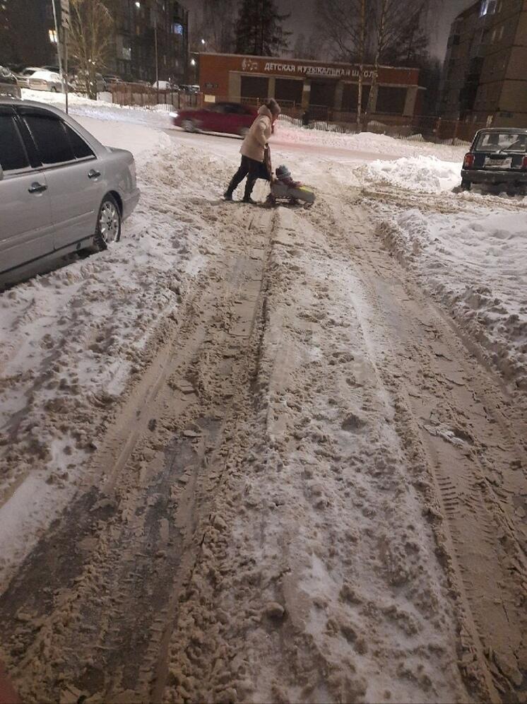 Жители Петрозаводска написали 84 жалобы на некачественную уборку снега