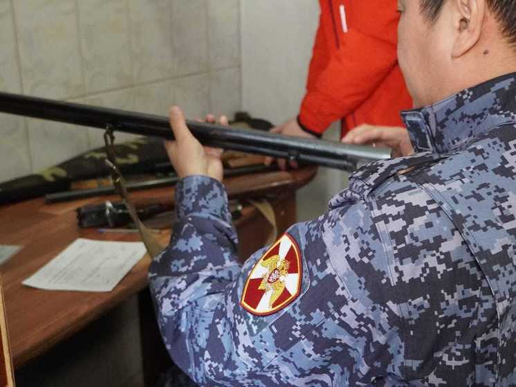 У жителя Нарьян-Мара отобрали оружие за непристегнутый ремень безопасности