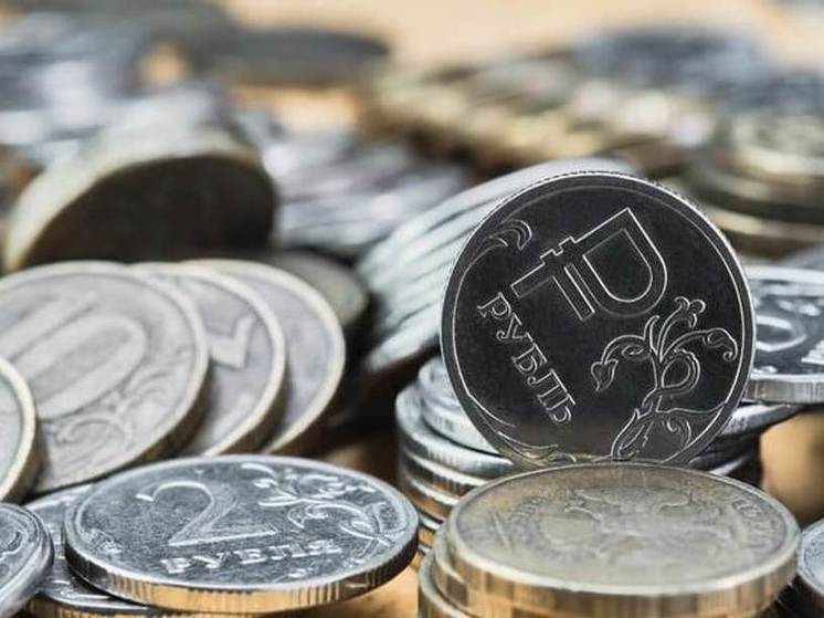 Зарплаты воронежцев выросли почти на 15%