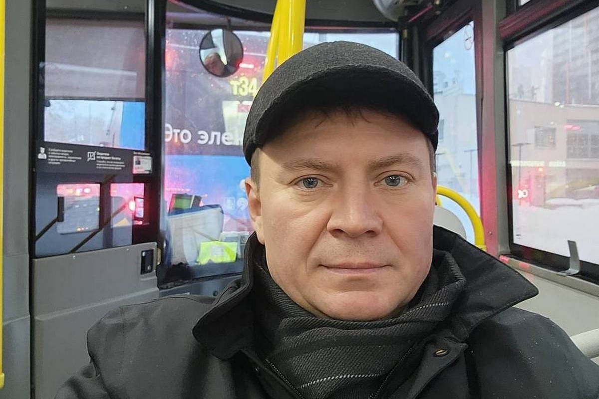 Бывший мэр Красноярска показал пустые автобусы в час пик в Москве