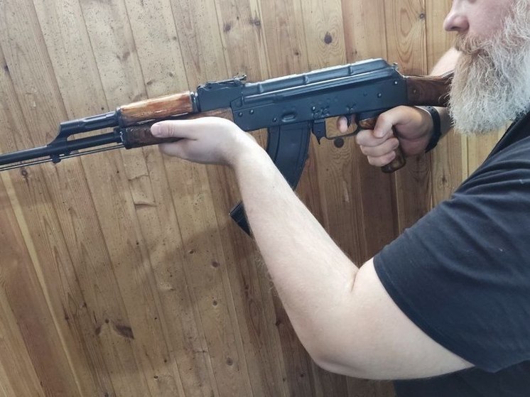 Мужчина стрелял в соседей из ружья в деревне Заостровье