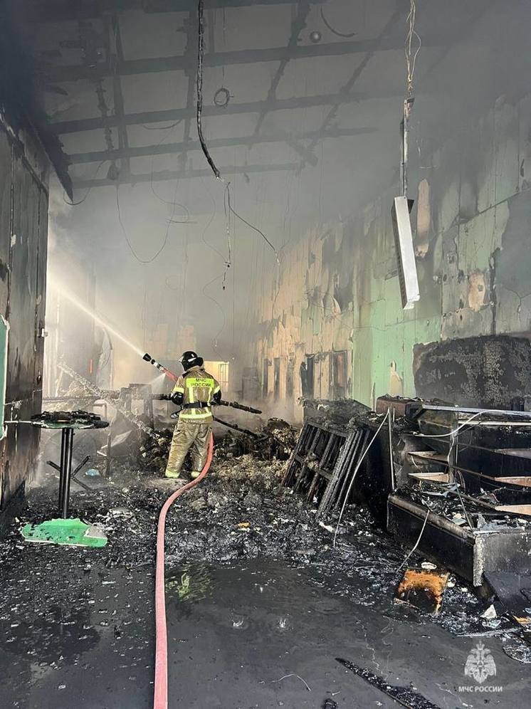 В Архызе сгорел административно-деловой центр на Лунной поляне