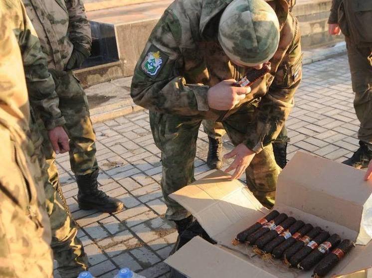 Губернатор НАО передал бойцам колбасу