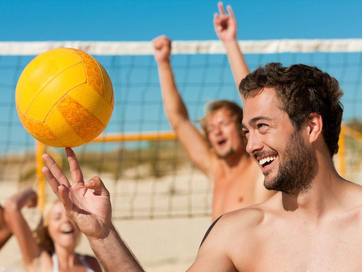 Росгвардейцы обыграли в волейбол сотрудников МЧС