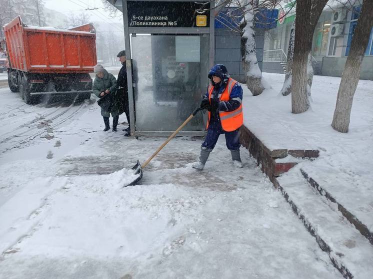 Из Уфы за один день вывезли девять тысяч кубометров снега