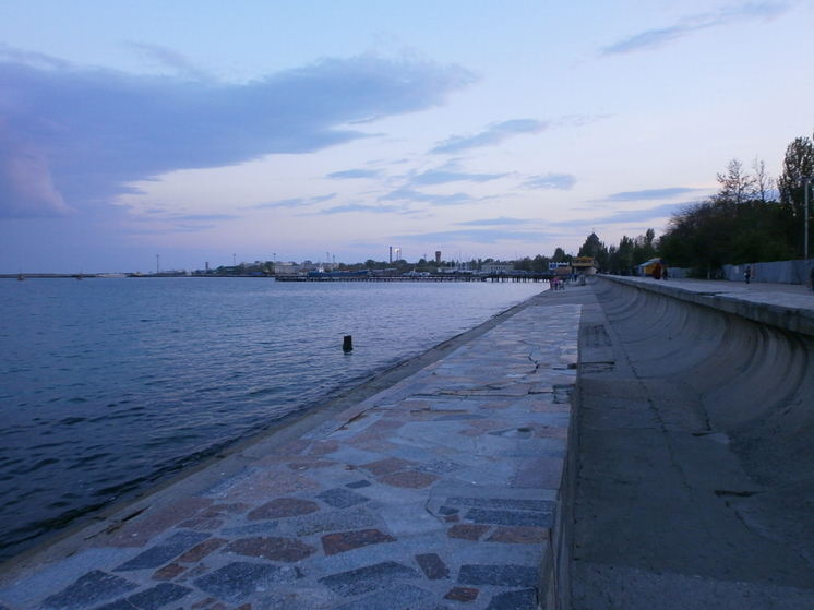 Глава Крыма сообщил, когда закончится реконструкция набережной в Евпатории