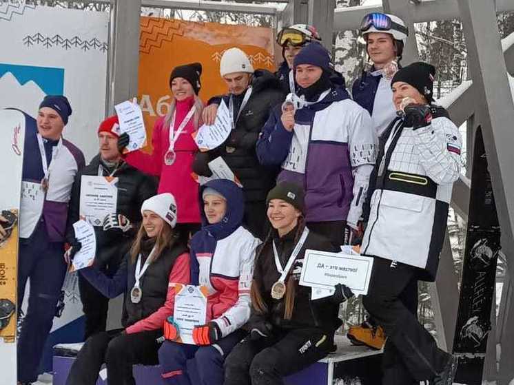 Сахалинка София Надыршина завоевала две медали на Кубке России по сноуборду