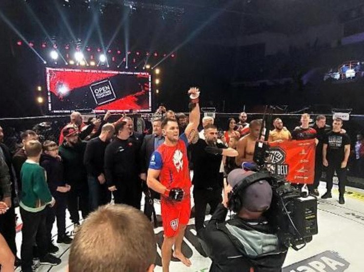 Росгвардеец в Хабаровске защитил титул чемпиона мира по ММА
