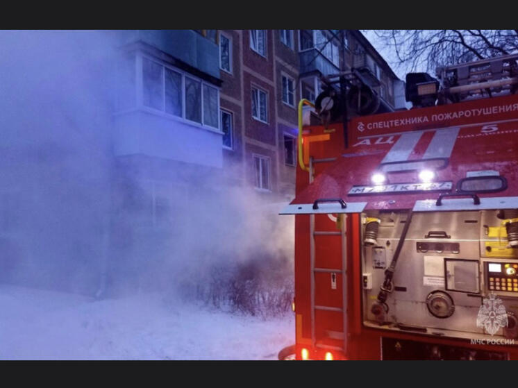 Гаражный бокс загорелся в микрорайоне Южный