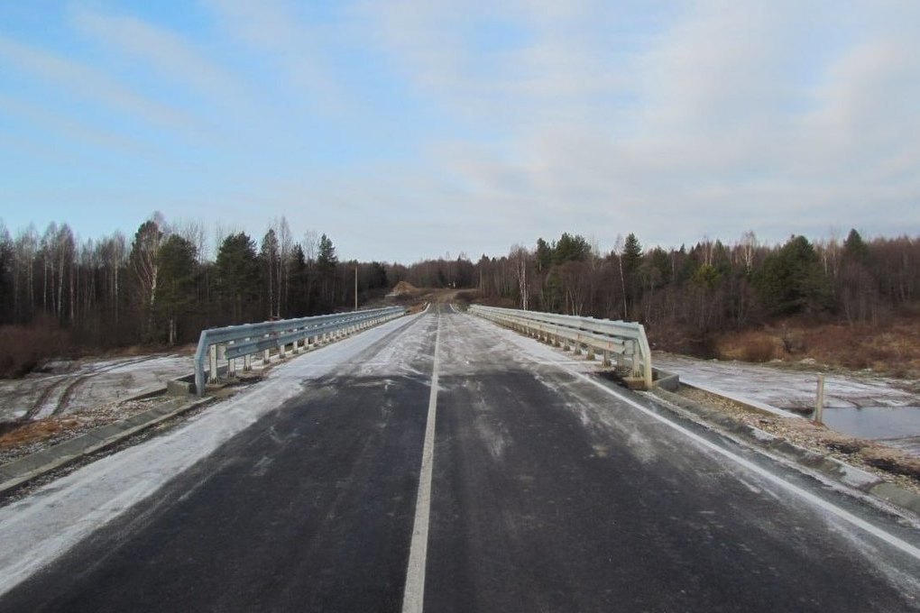 В Костромской области вступил в строй мост реку Кильня в Нейском районе