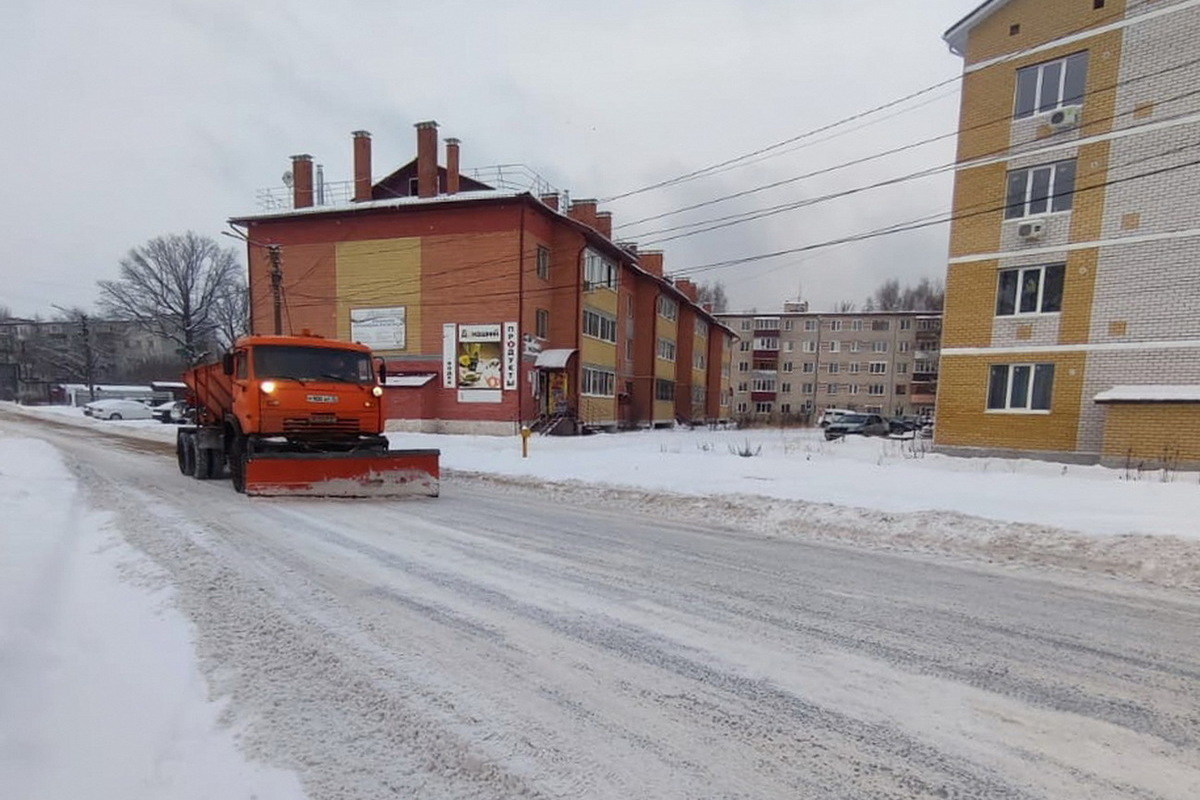 Мэр Волжска объяснил, как в городе проводится уборка снега