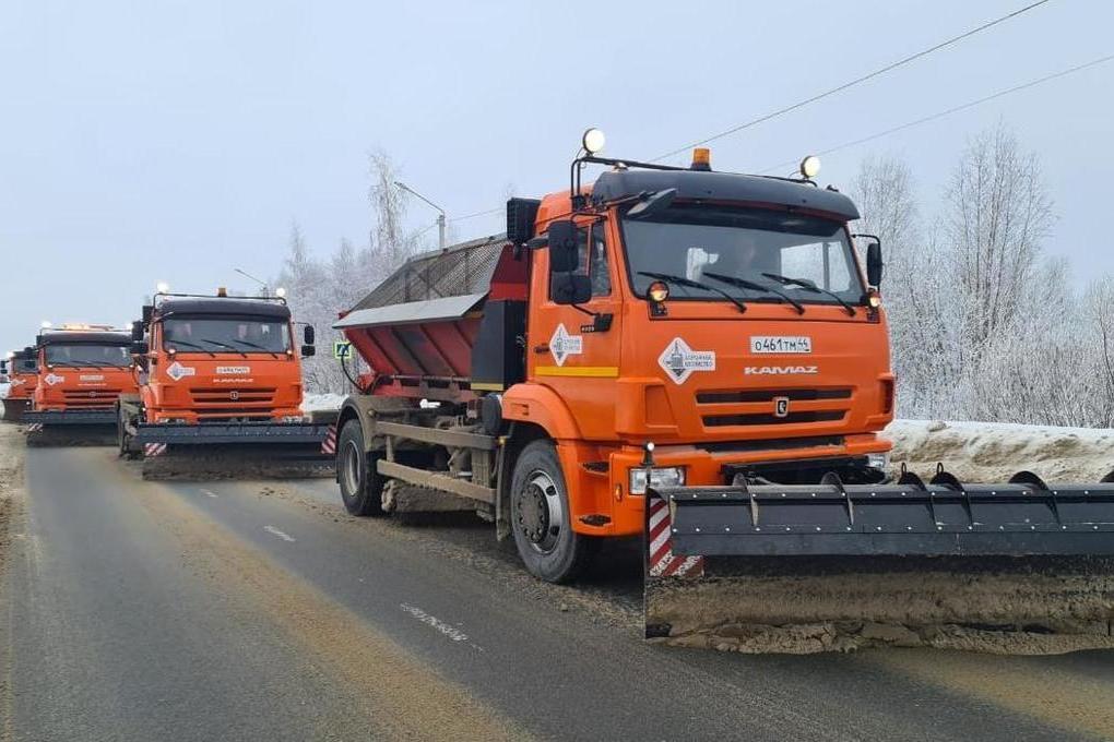 Костромские дорожники оперативно ликвидируют последствия снегопада