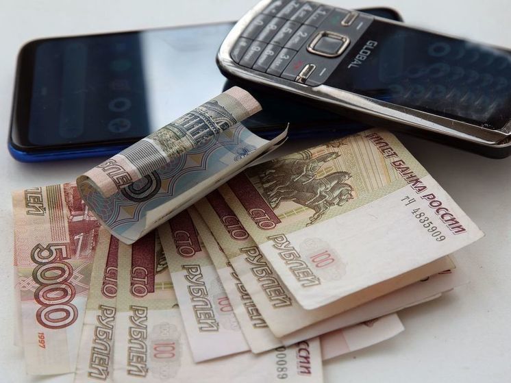 Телефонные мошенники выманили у пожилой москвички 28 миллионов рублей