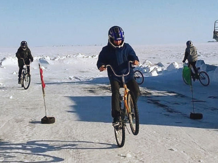 Свыше 6 тыс. жителей Чукотки проведут новогодние праздники со спортом