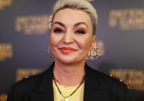 49-летняя певица Катя Лель тайно развелась с отцом своей единственной дочери, бизнесменом Игорем Кузнецовым