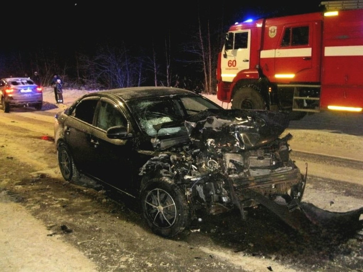 Один человек пострадал при столкновении трех автомобилей в Кандалакше