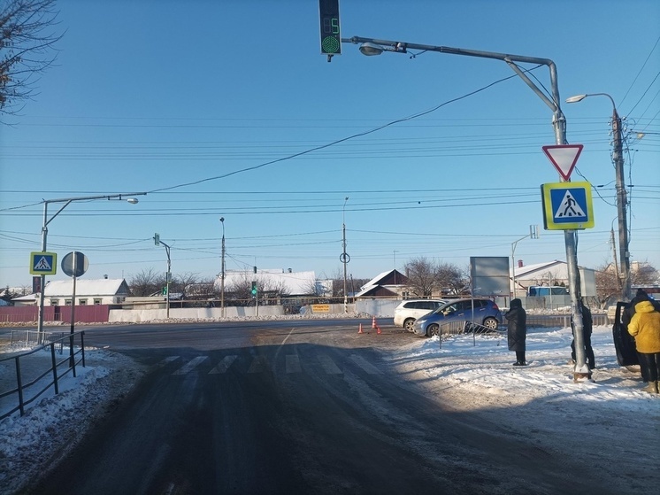 Автоледи на внедорожнике устроила ДТП с пострадавшим на орловской трассе