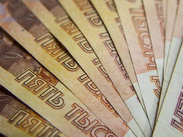 Экс-ректор бийского вуза присваивала стимулирующие выплаты подчиненных