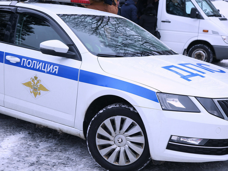 «Стойку вмяло в салон»