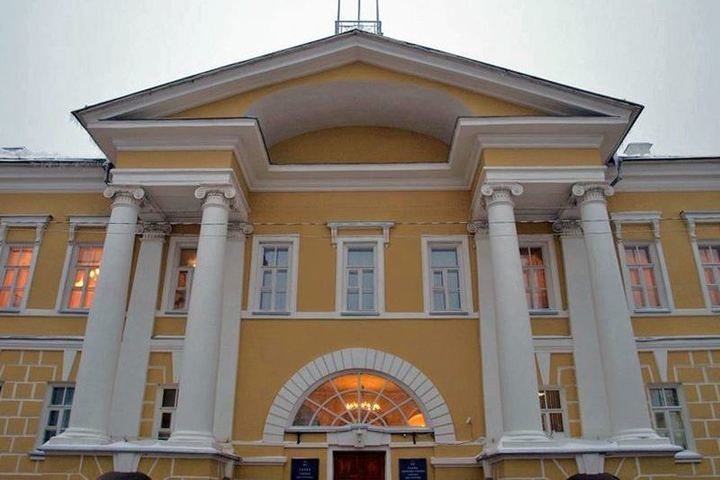 Костромские власти окажут правовую поддержку владельцам незавершенных домов поселка Первый