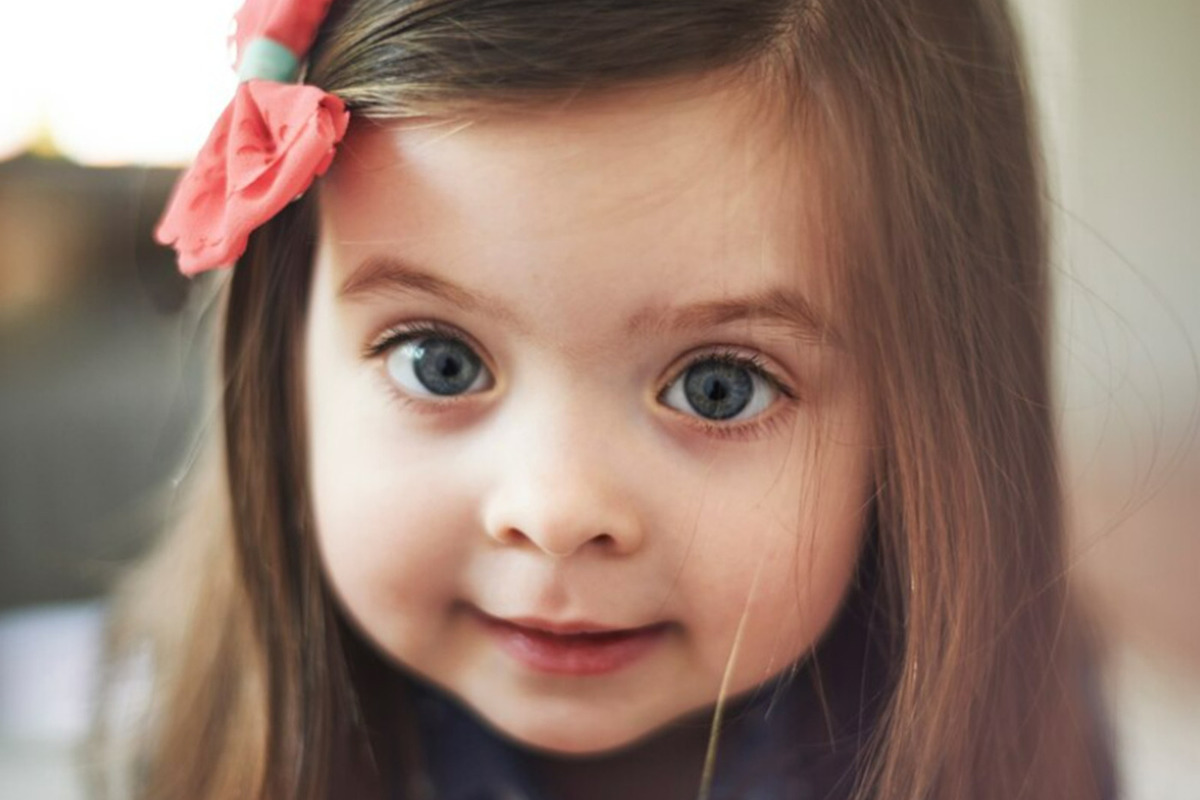 Учёные объяснили изменение цвета глаз после рождения - МК